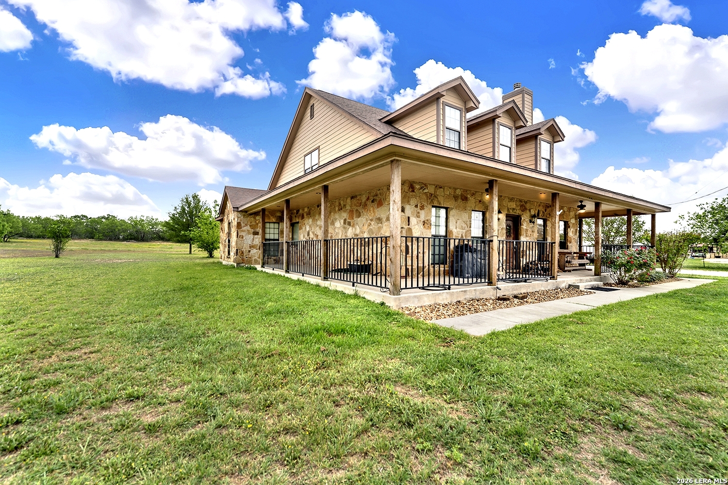 3283 Hartfield La Vernia TX 78121