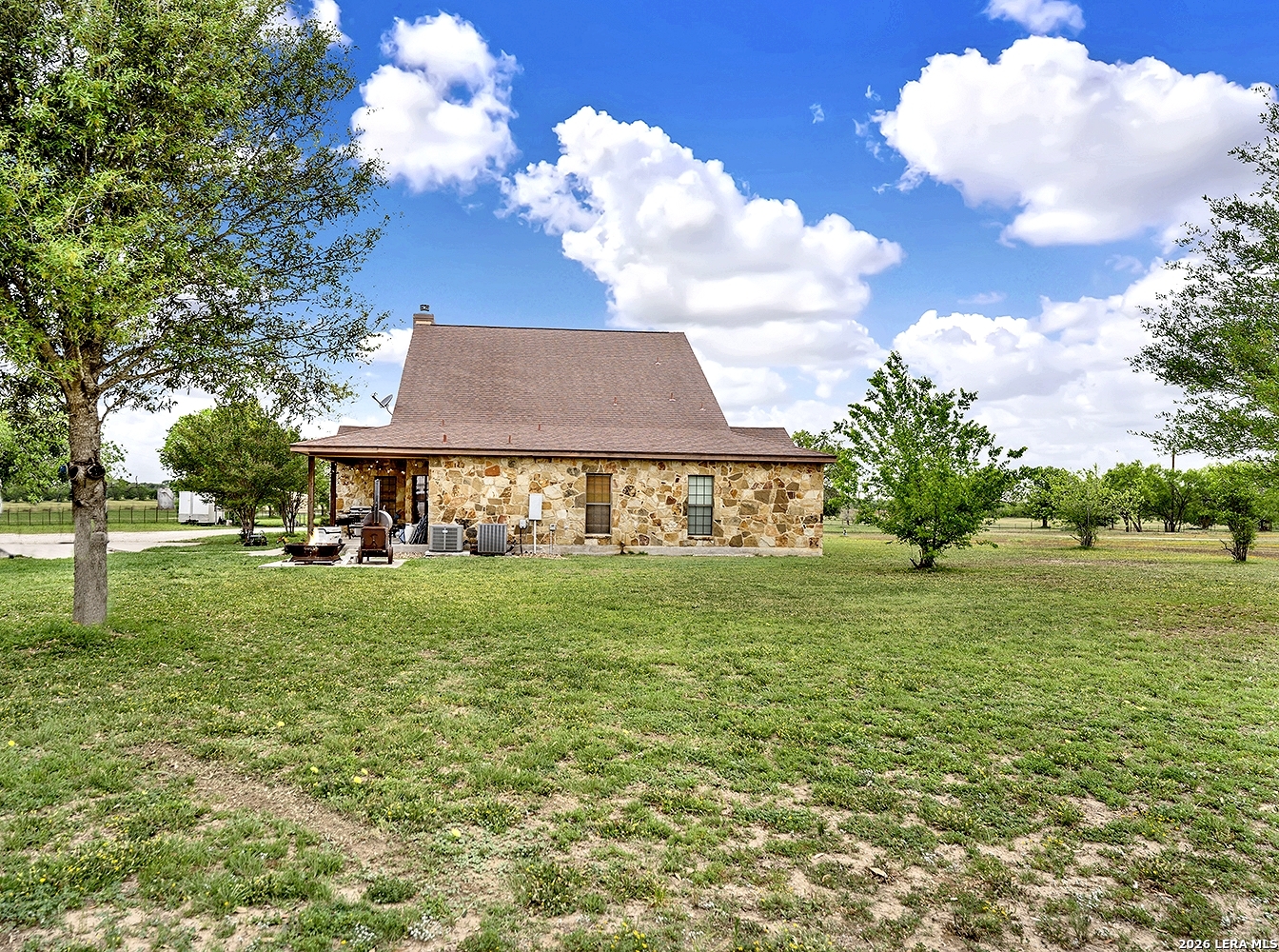 3283 Hartfield La Vernia TX 78121