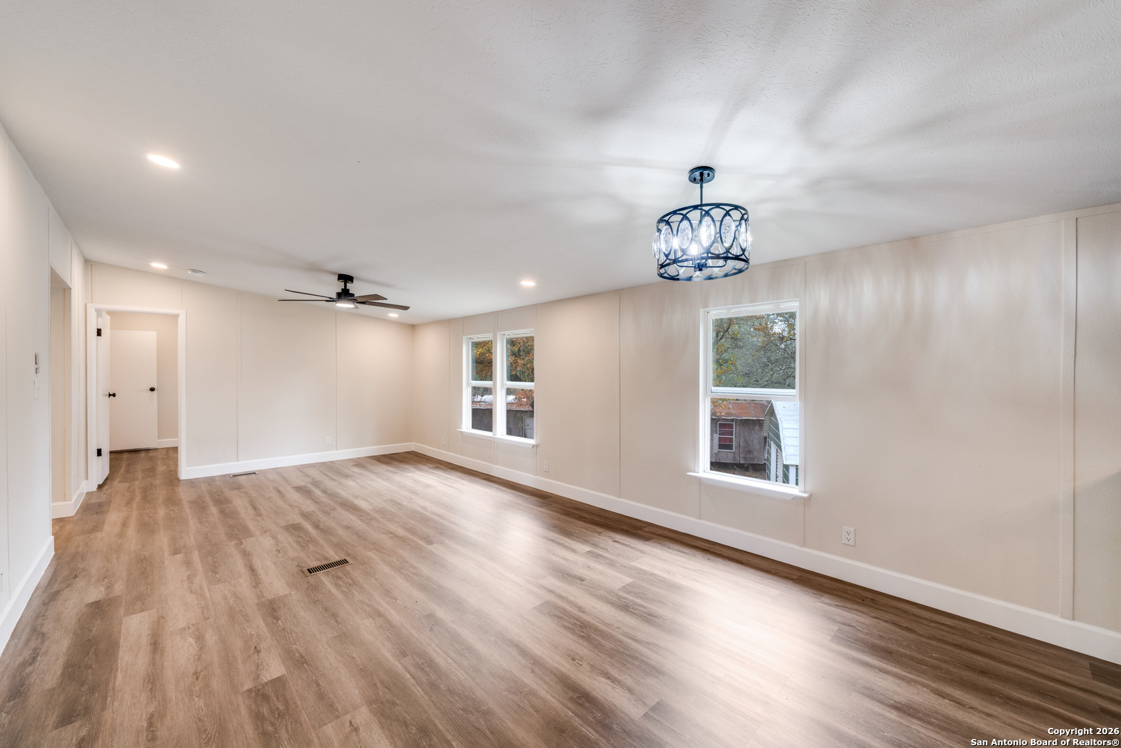 551 Big Oak San Antonio TX 78264