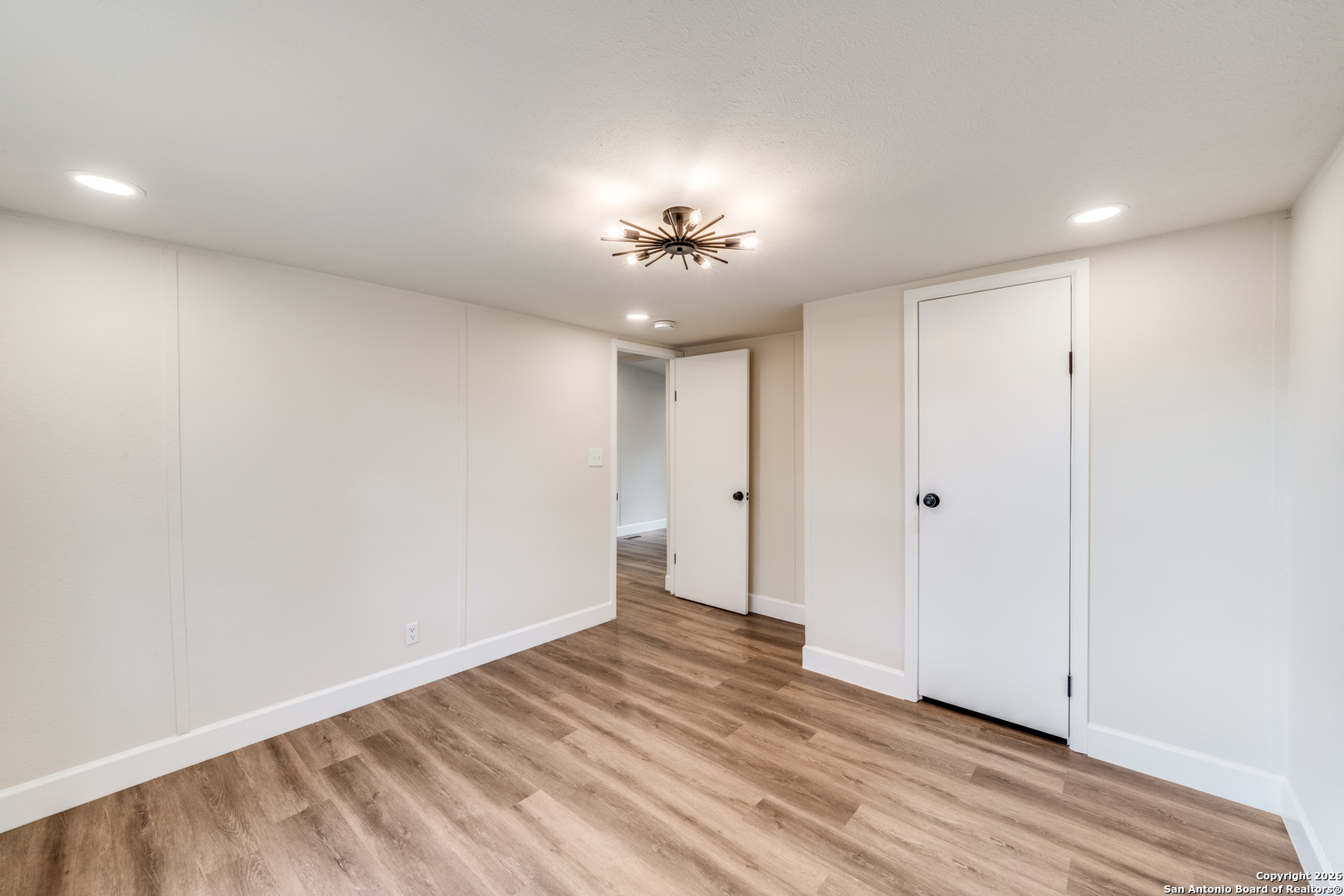 551 Big Oak San Antonio TX 78264