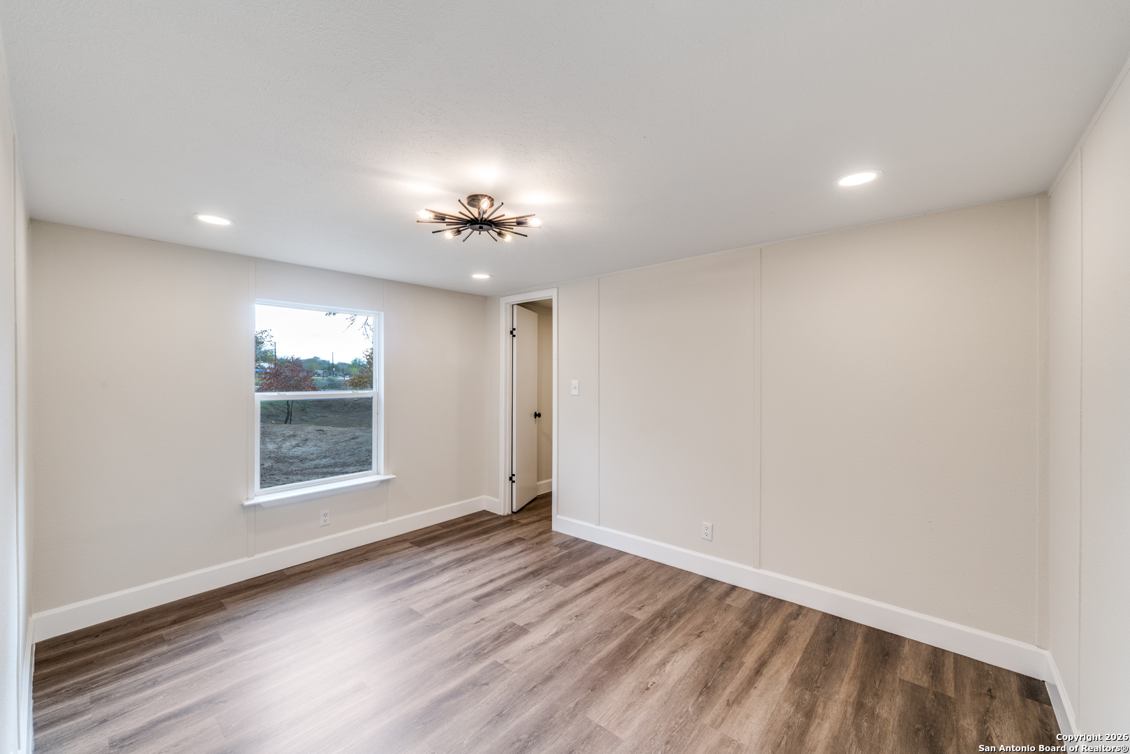 551 Big Oak San Antonio TX 78264