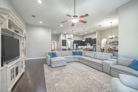 239 Sittre Drive Castroville TX 78009