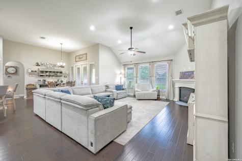 239 Sittre Drive Castroville TX 78009