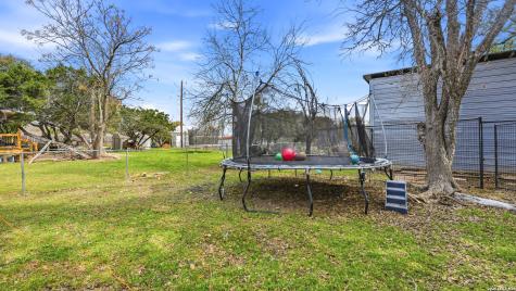 181 Dobie Wimberley TX 78676