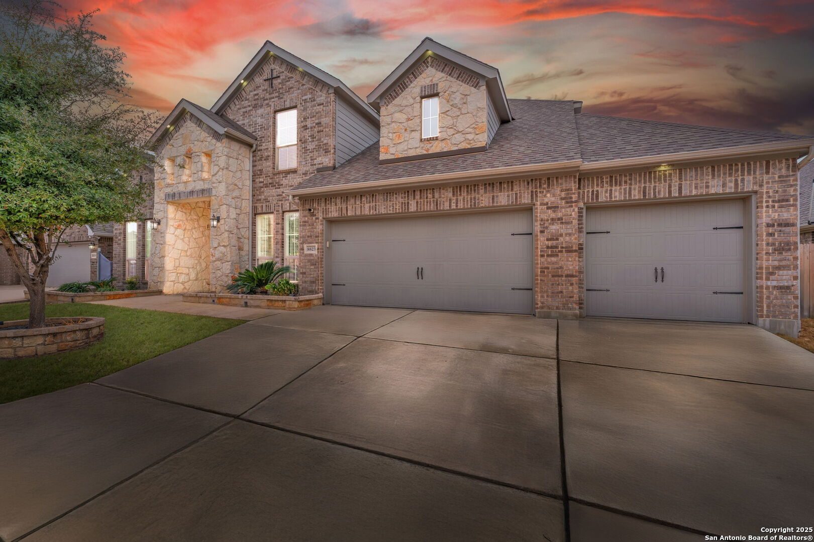 8823 Hideout Bend San Antonio TX 78254