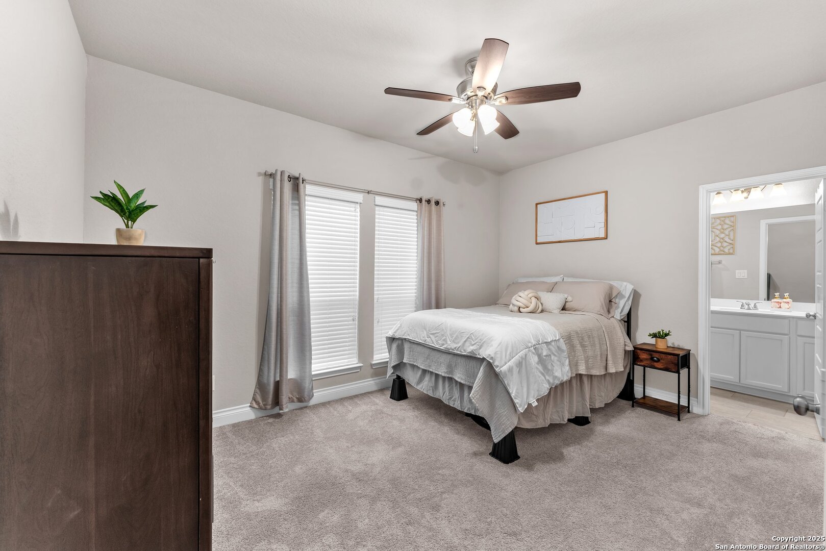8823 Hideout Bend San Antonio TX 78254