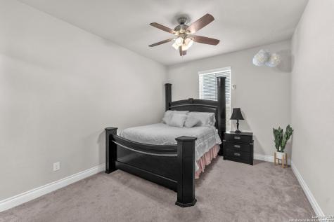 8823 Hideout Bend San Antonio TX 78254