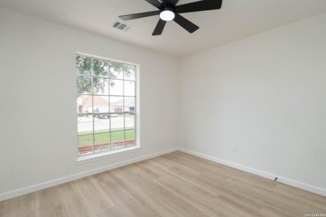 10415 Mustang Ridge Converse TX 78109