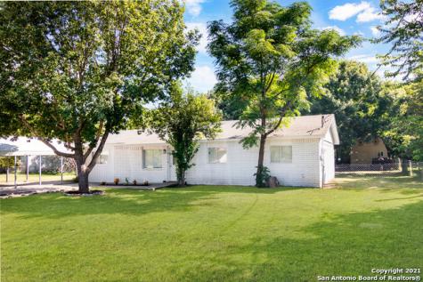 214 Oak Leaf Street Ingram TX 78025