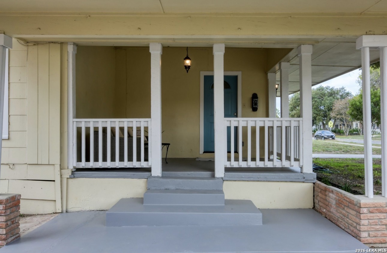 1932 W Huisache Avenue San Antonio TX 78201