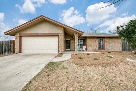 7809 Village Oak Drive Live Oak TX 78233