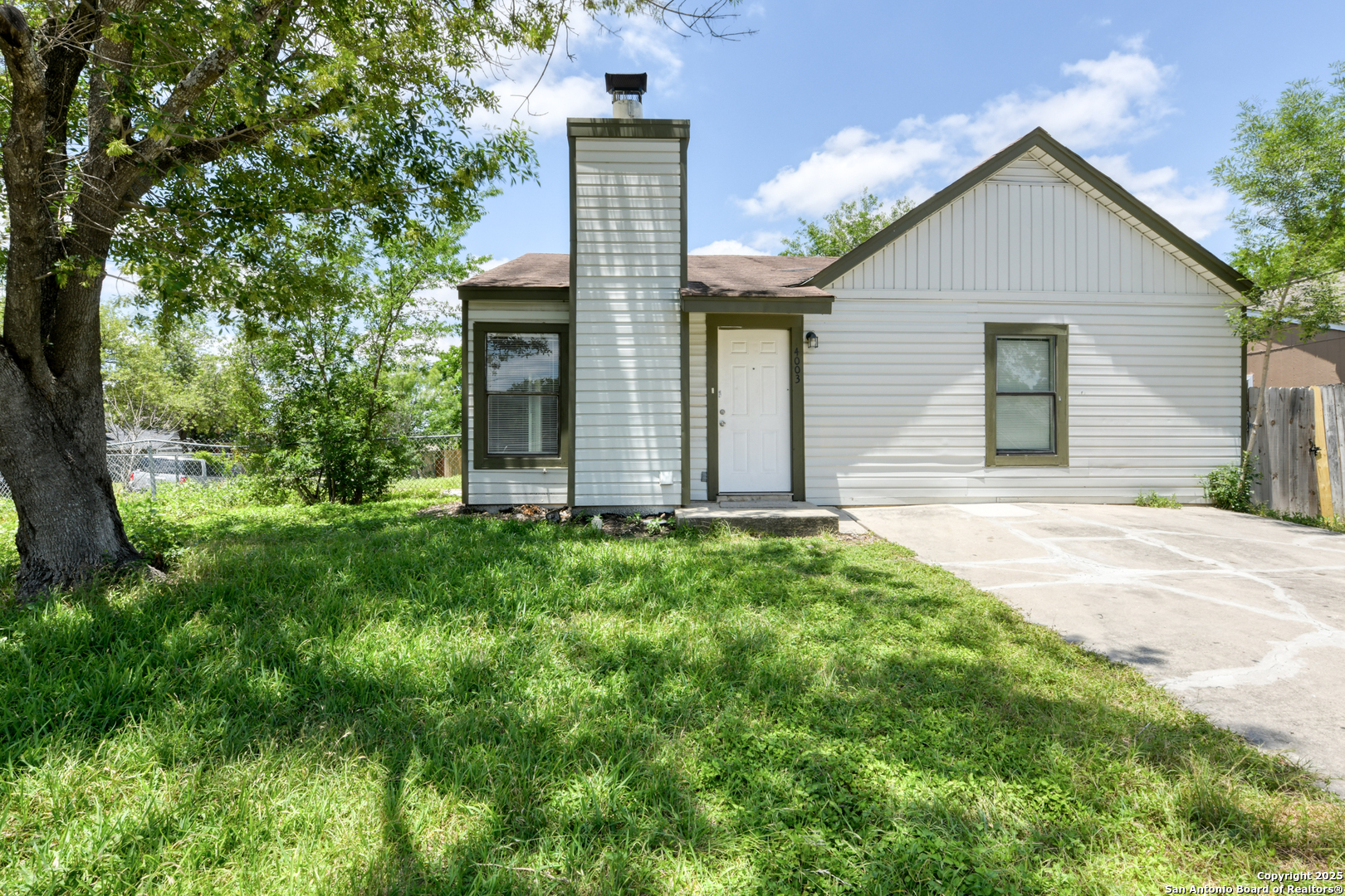 4003 Sunrise Pass San Antonio TX 78244