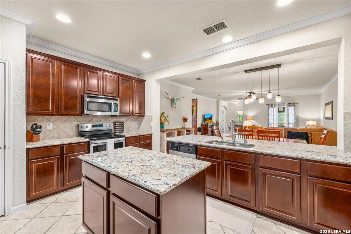 805 Madison Avenue New Braunfels TX 78130