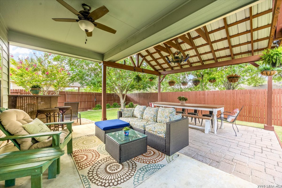 805 Madison Avenue New Braunfels TX 78130