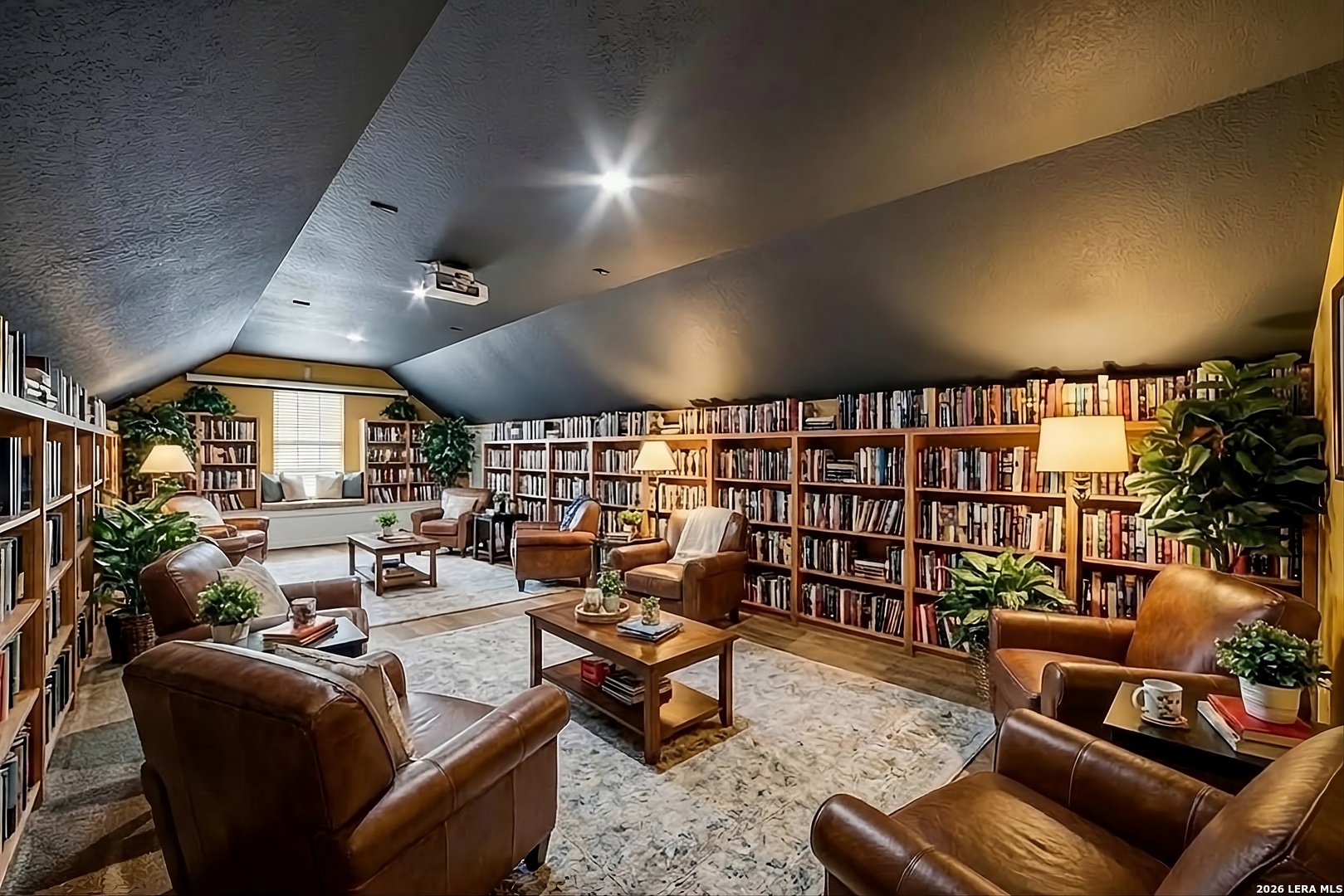 1020 Pebble Beach Drive NW Lakehills TX 78063