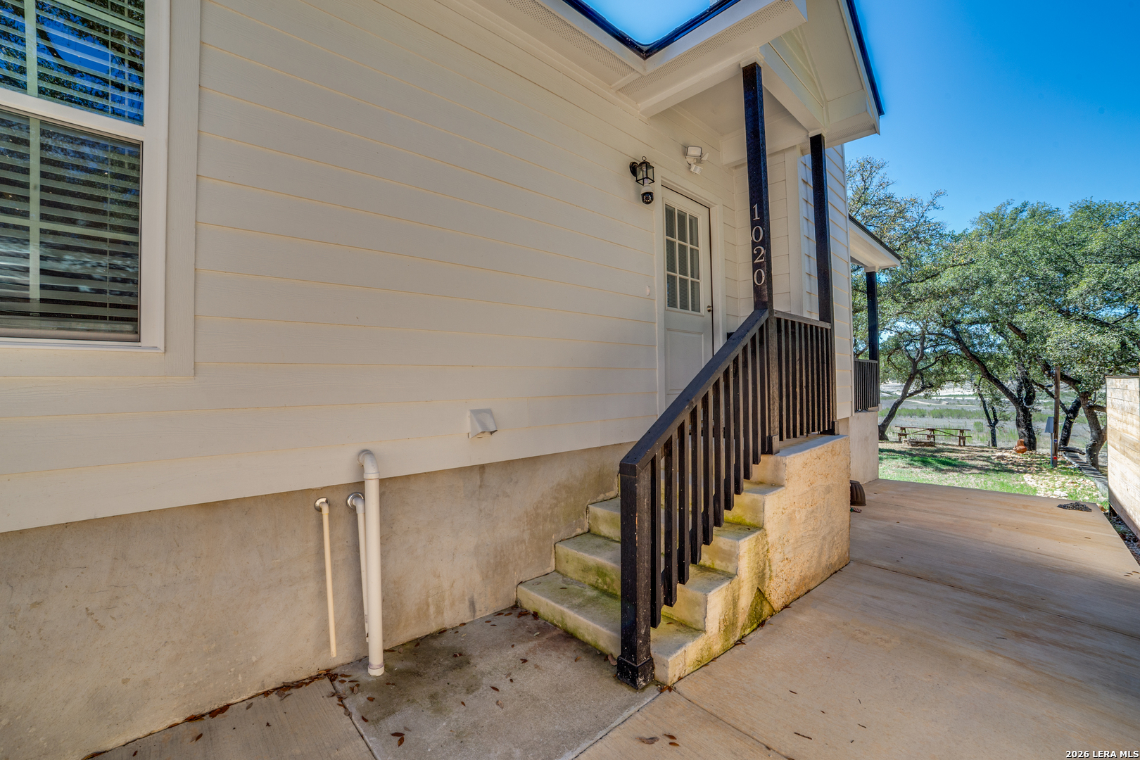 1020 Pebble Beach Drive NW Lakehills TX 78063