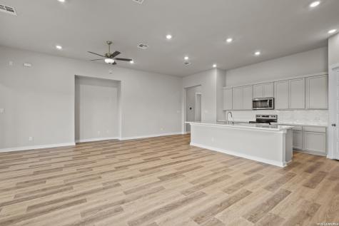 313 Ainslie Street W Castroville TX 78009