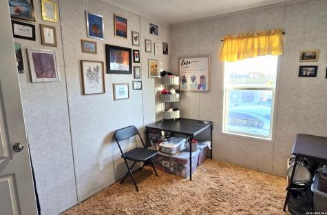 250 County Road 4631 Hondo TX 78861