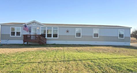 250 County Road 4631 Hondo TX 78861