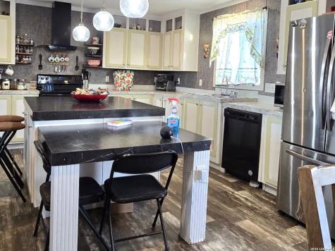 250 County Road 4631 Hondo TX 78861