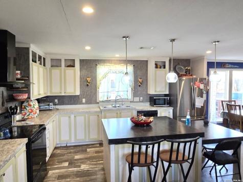 250 County Road 4631 Hondo TX 78861