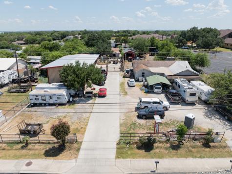 6766 Crestway San Antonio TX 78239
