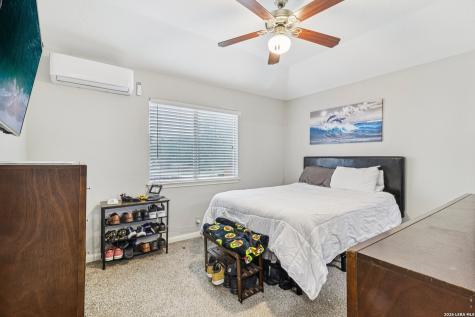 12131 Stoney Cove San Antonio TX 78247