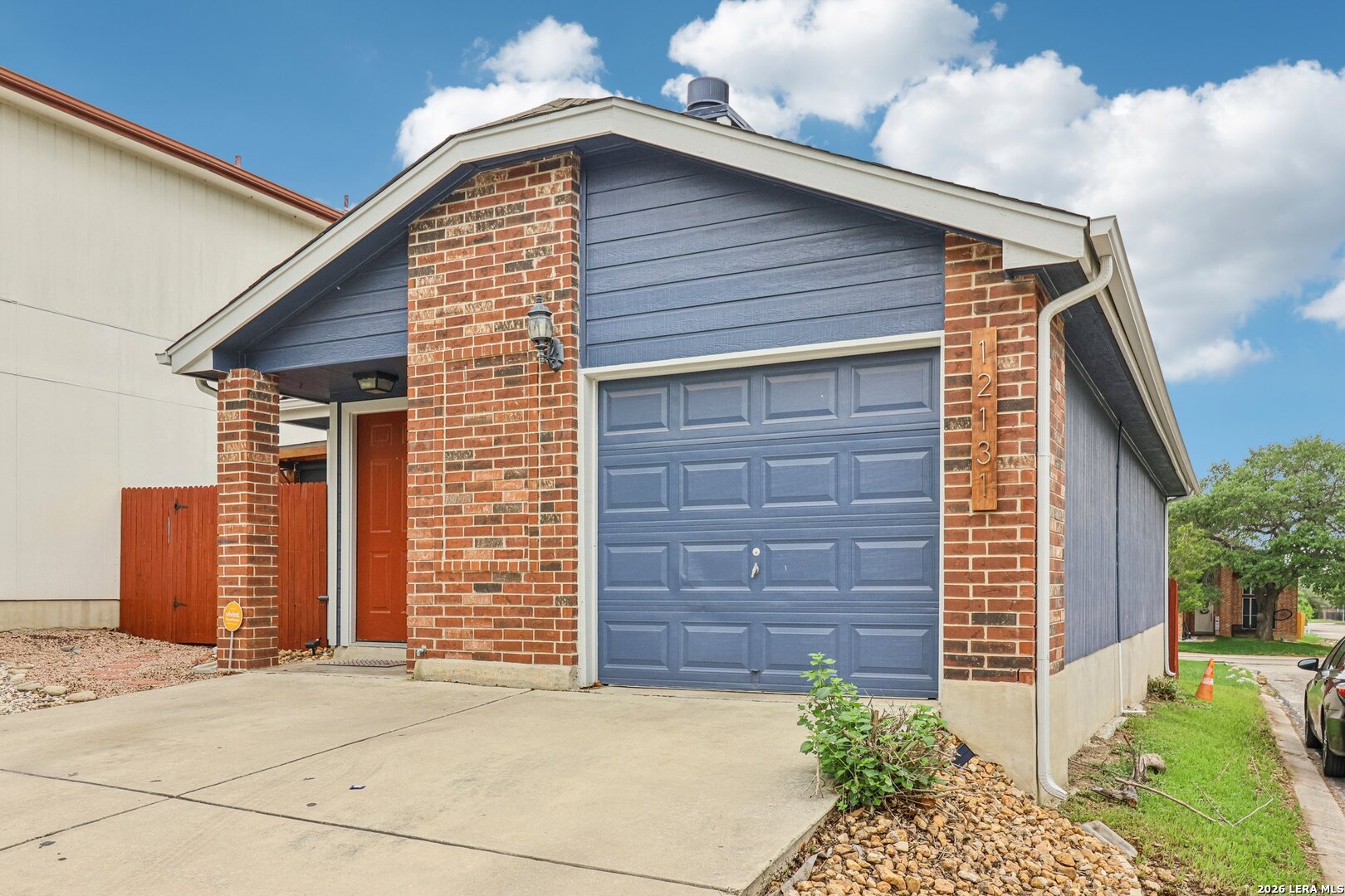 12131 Stoney Cove San Antonio TX 78247