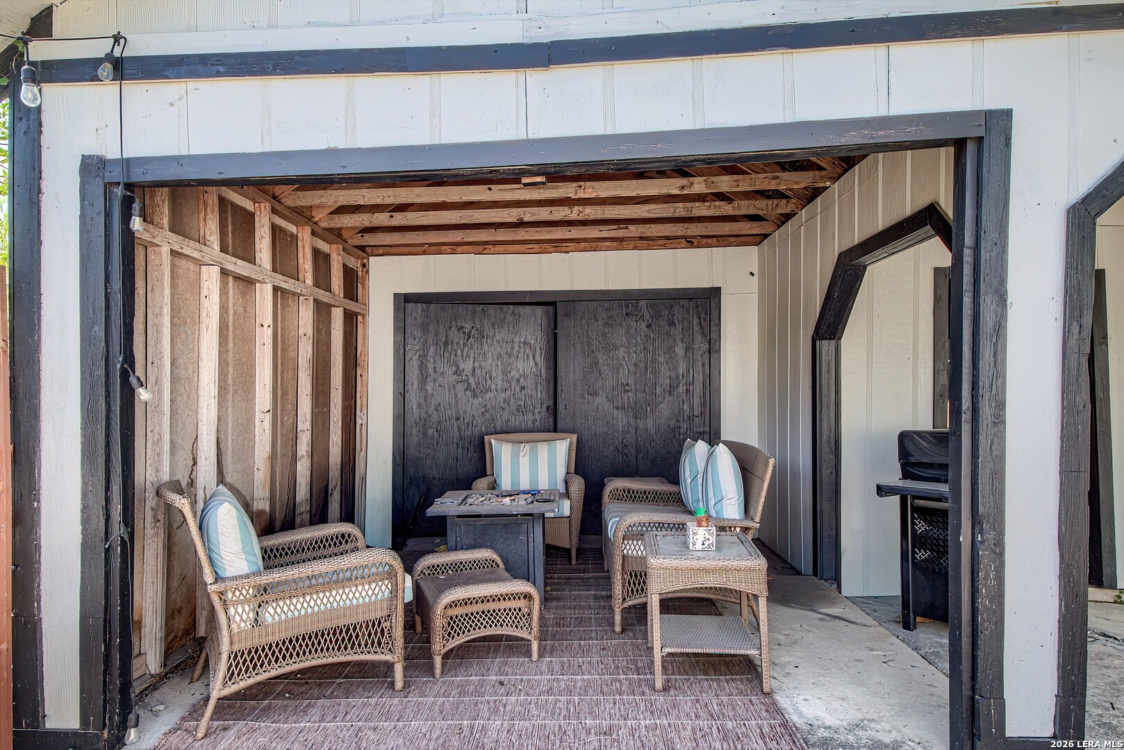 1422 Santa Monica San Antonio TX 78201