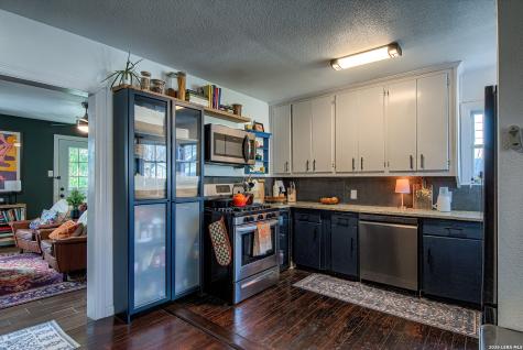 1422 Santa Monica San Antonio TX 78201