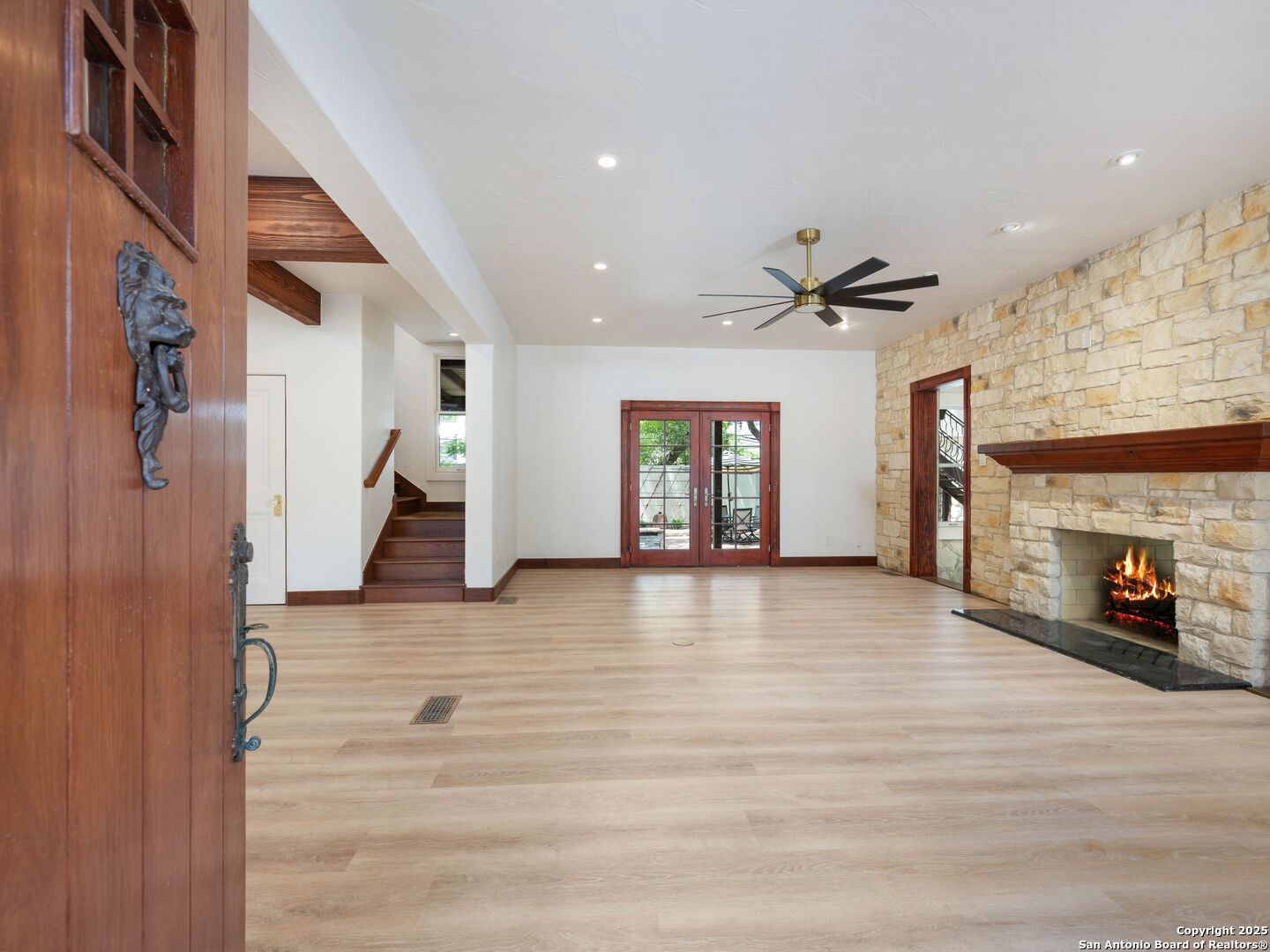 421 E Hildebrand San Antonio TX 78212