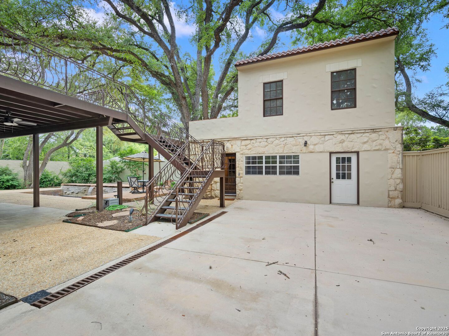 421 E Hildebrand San Antonio TX 78212