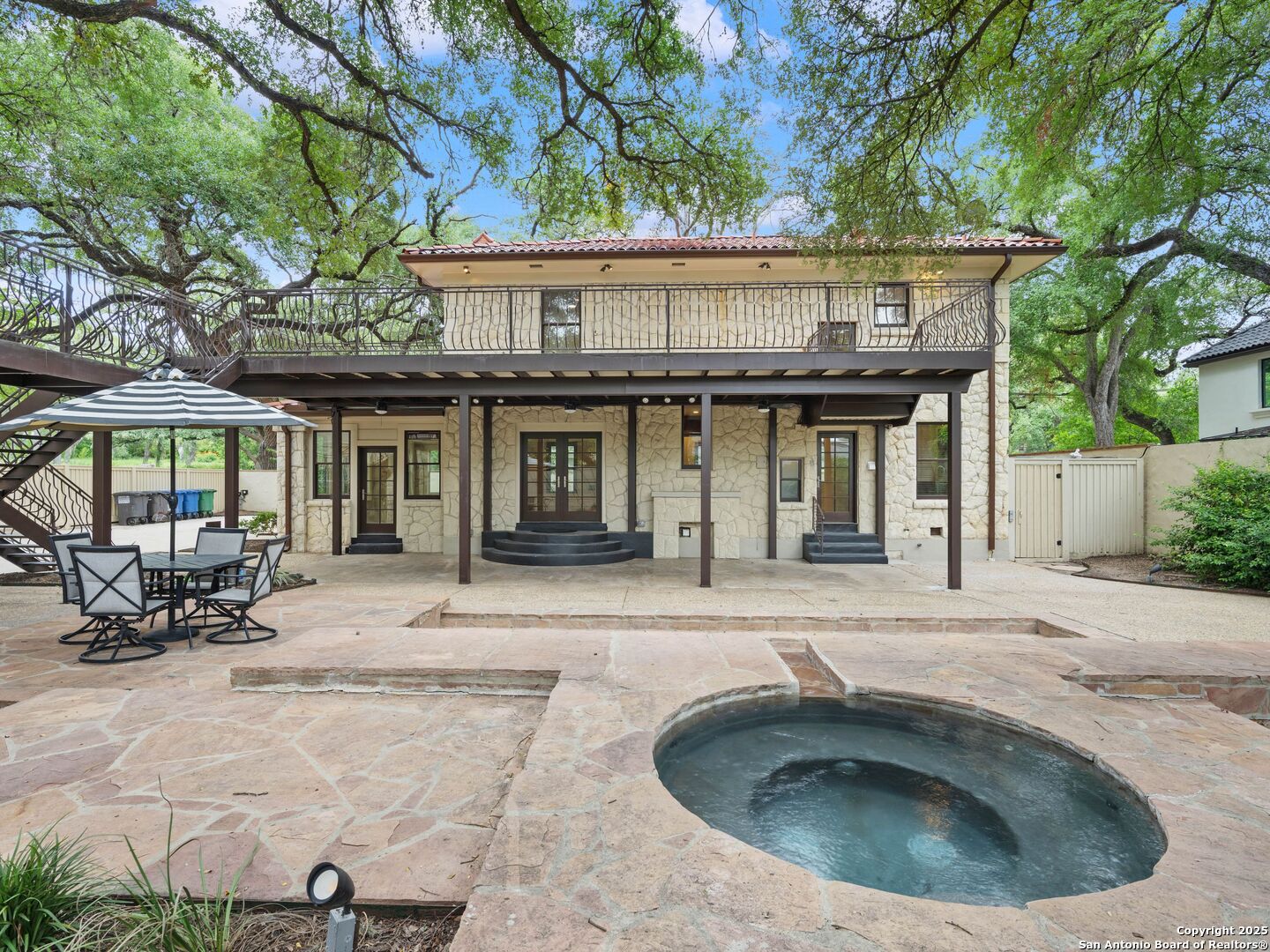 421 E Hildebrand San Antonio TX 78212