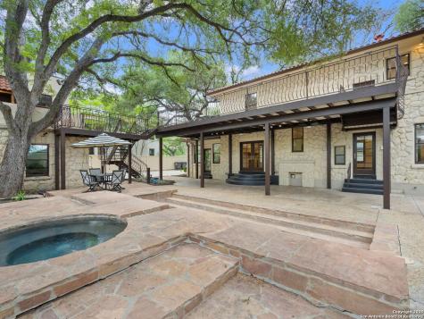 421 E Hildebrand San Antonio TX 78212