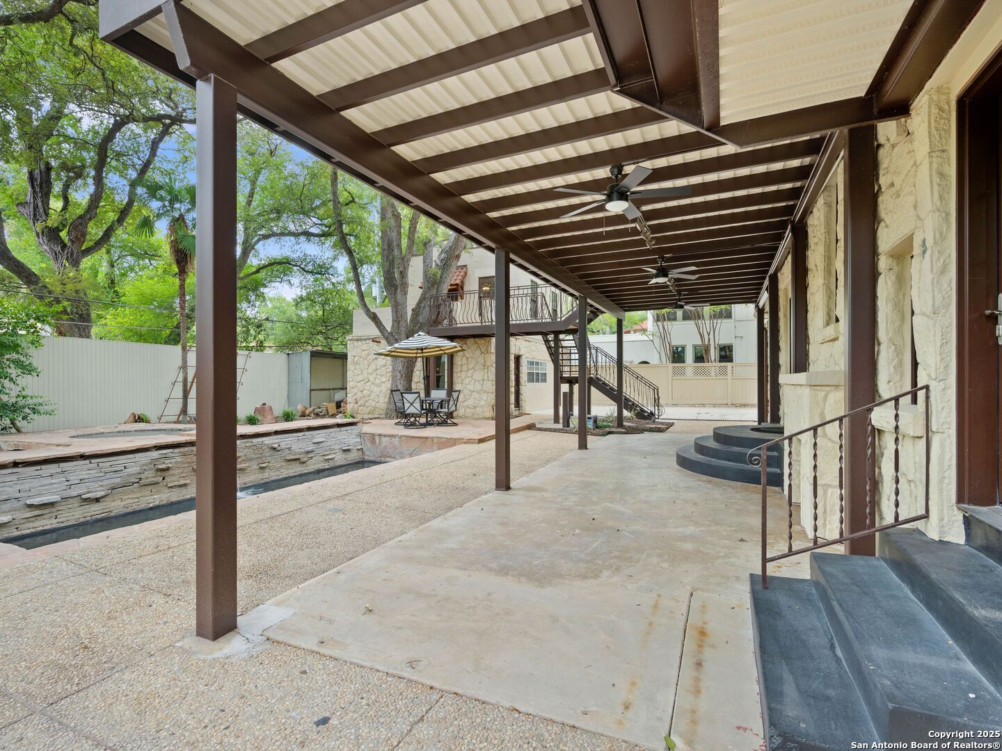 421 E Hildebrand San Antonio TX 78212