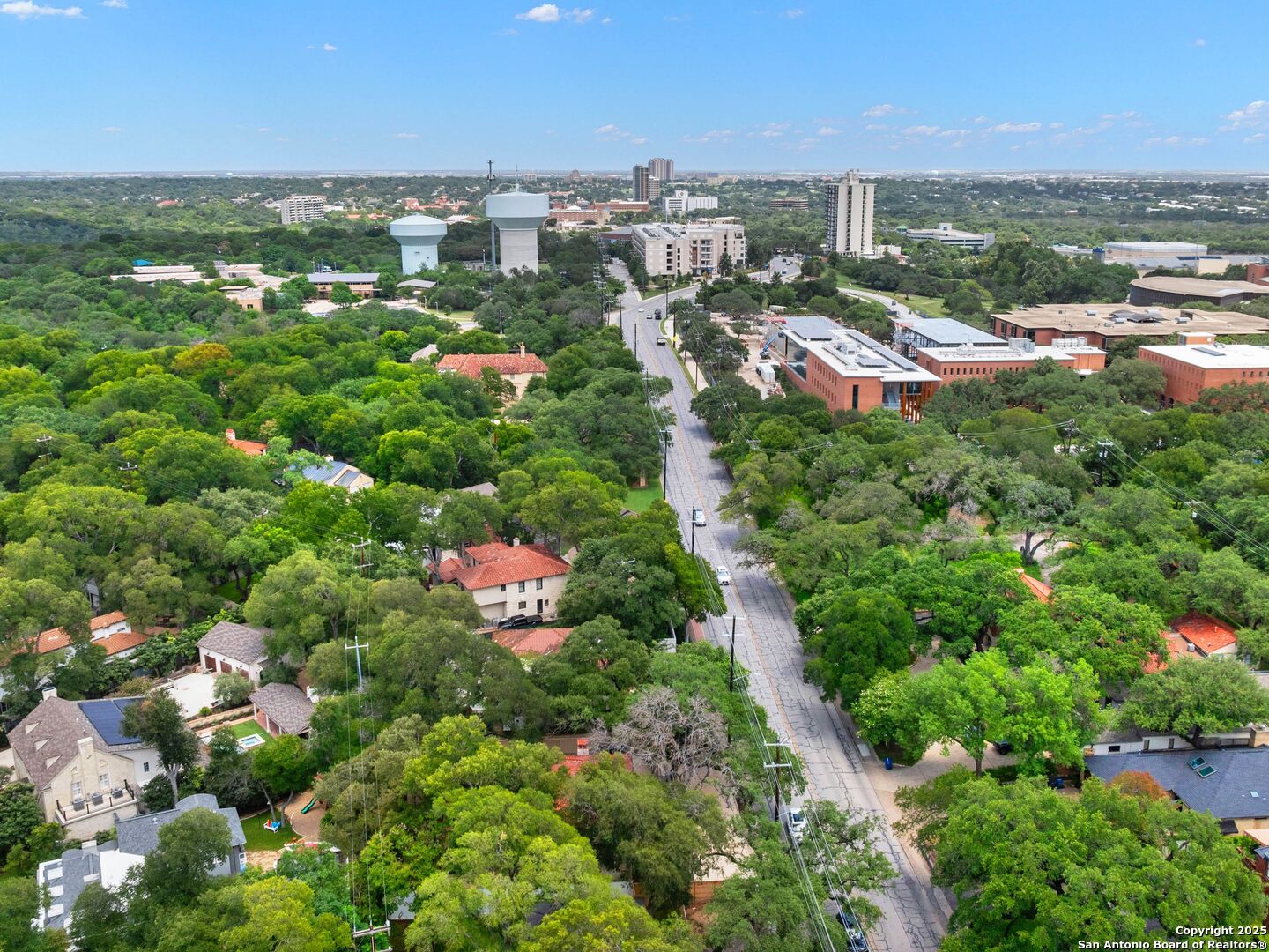 421 E Hildebrand San Antonio TX 78212