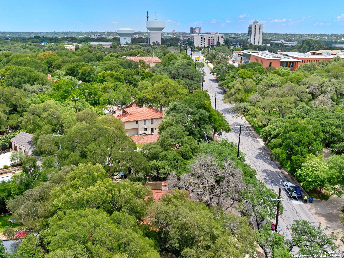 421 E Hildebrand San Antonio TX 78212