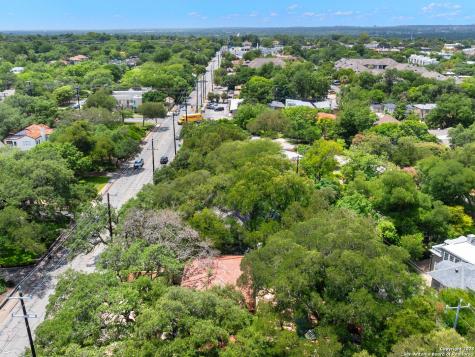 421 E Hildebrand San Antonio TX 78212