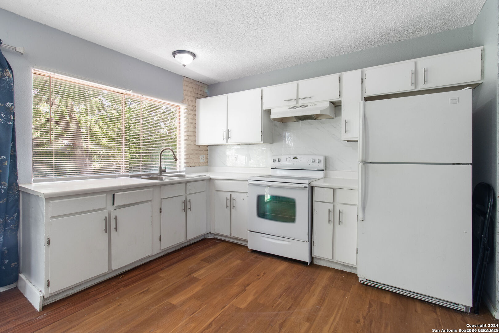 5111 Red Hawk San Antonio TX 78242