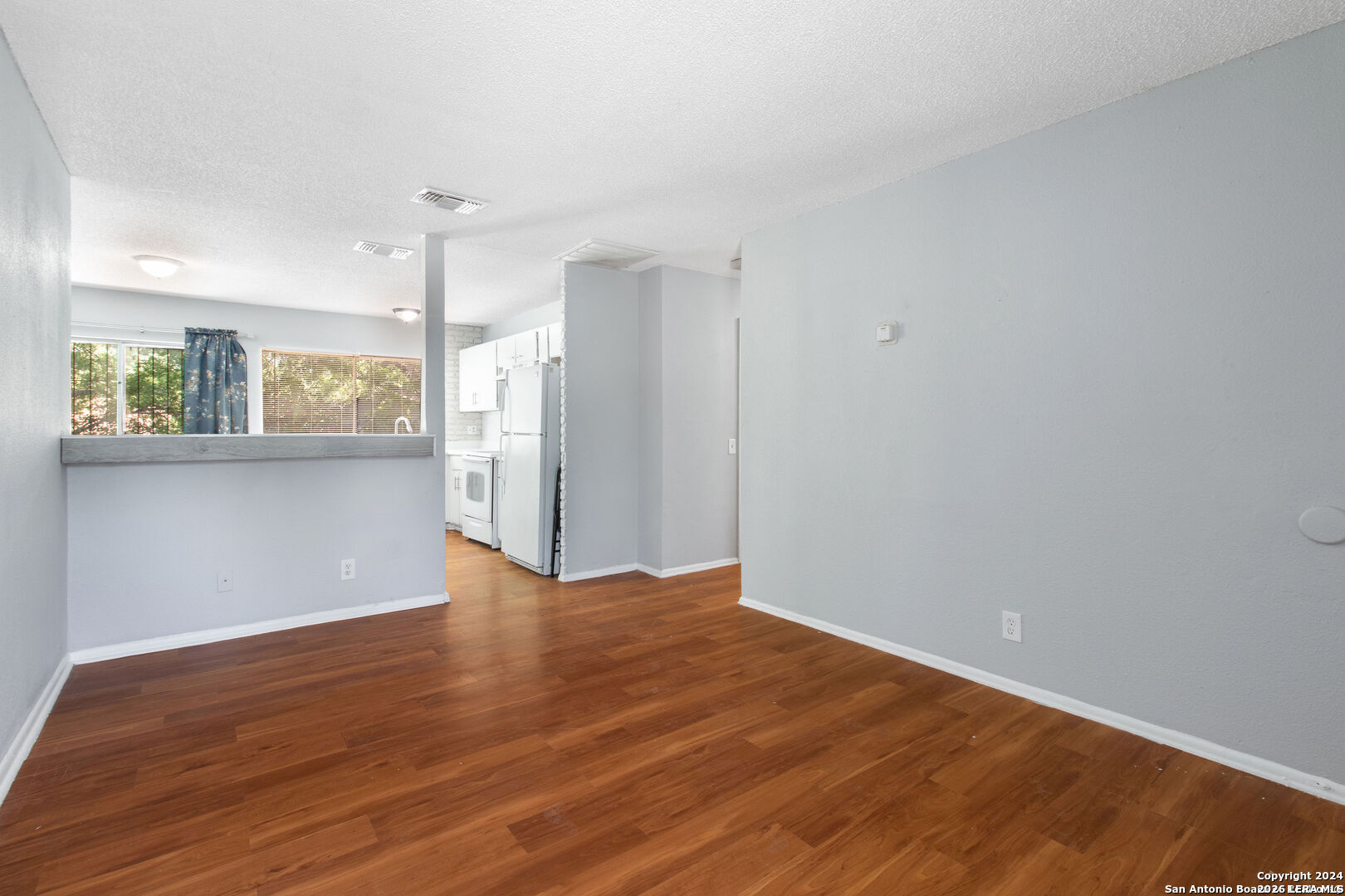 5111 Red Hawk San Antonio TX 78242