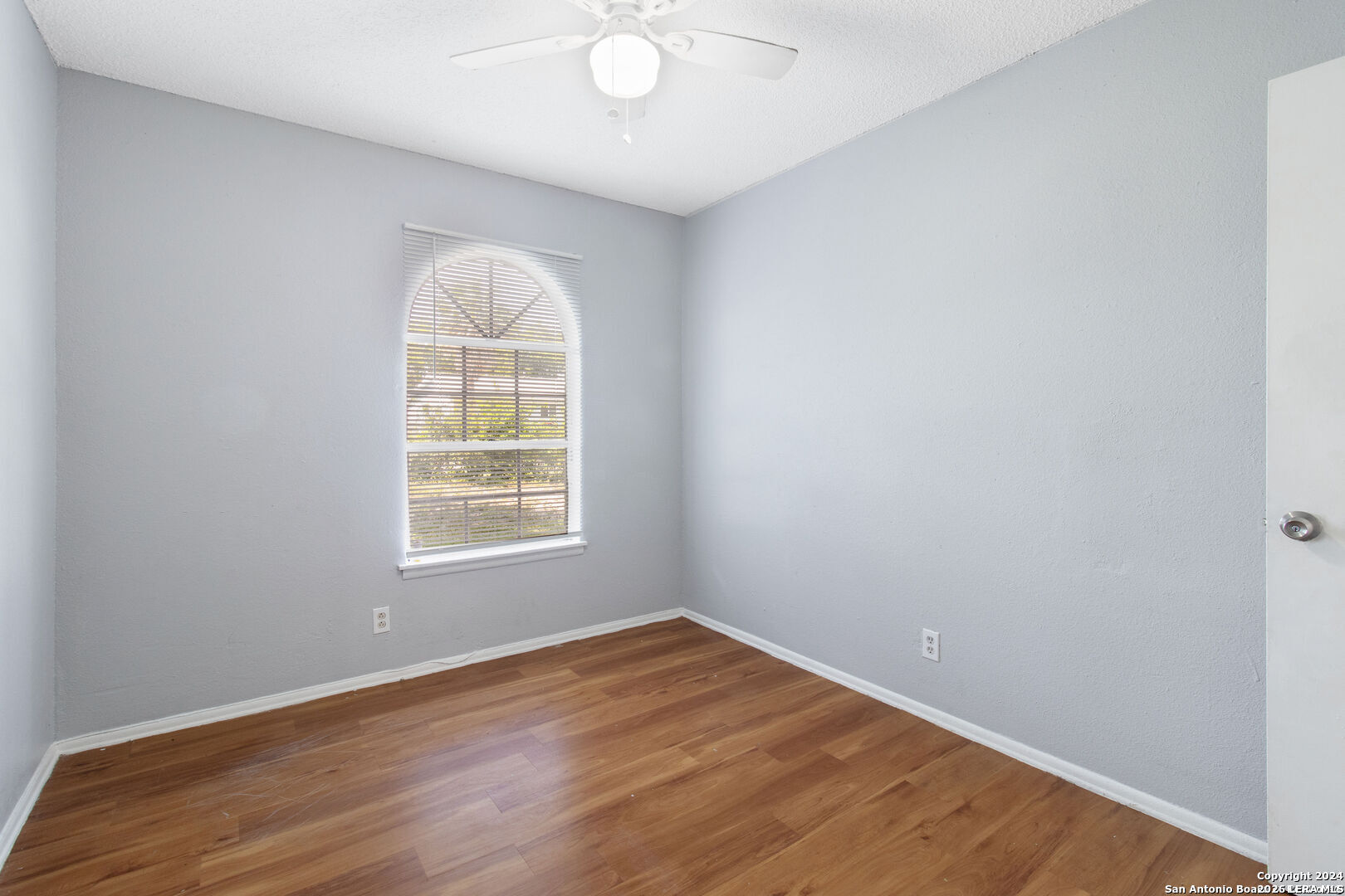 5111 Red Hawk San Antonio TX 78242