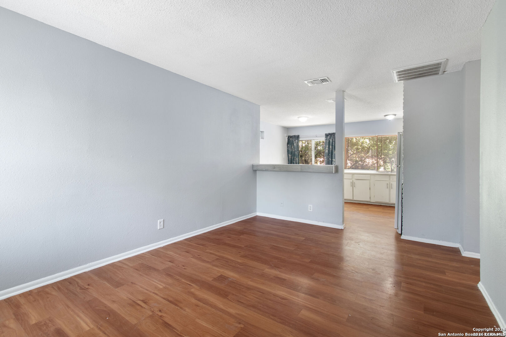 5111 Red Hawk San Antonio TX 78242