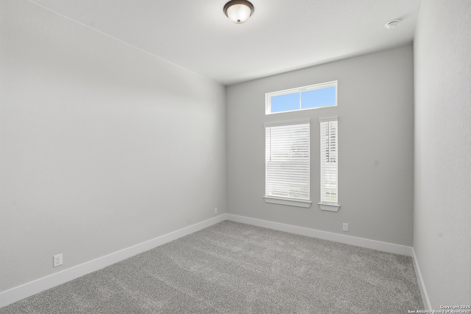 326 Vamanos Boerne TX 78006