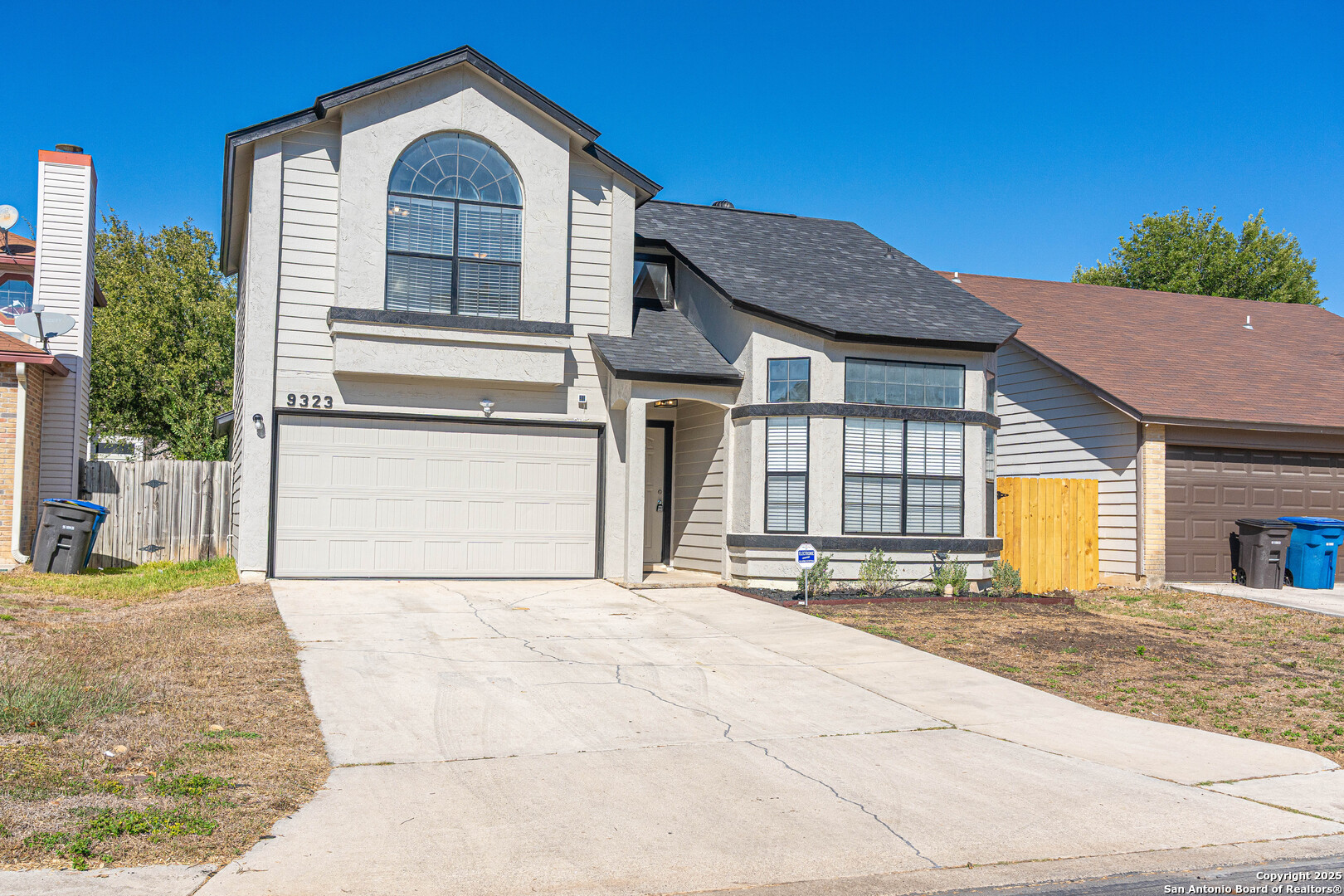 9323 Valley Hedge San Antonio TX 78250