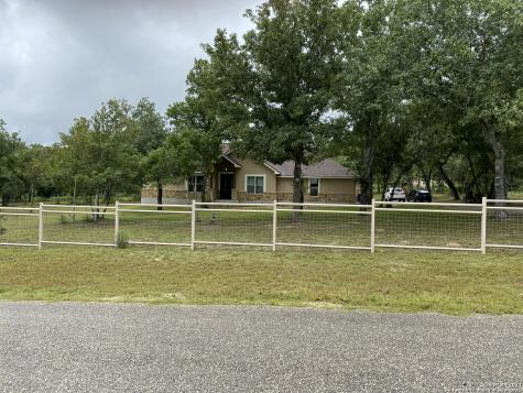 230 Wood Valley Drive Adkins TX 78101