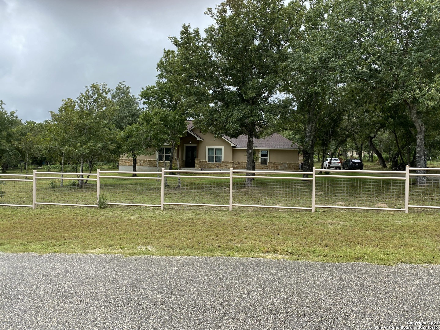 230 Wood Valley Drive Adkins TX 78101