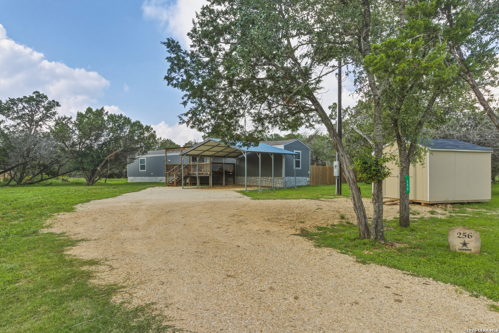 256 Nakomis Drive Bandera TX 78003