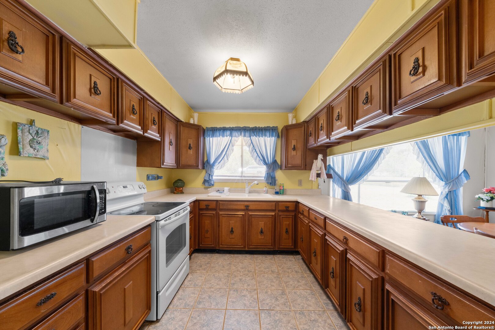 11780 Loop 1604 San Antonio TX 78263