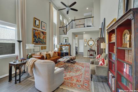 2080 Cowan New Braunfels TX 78132