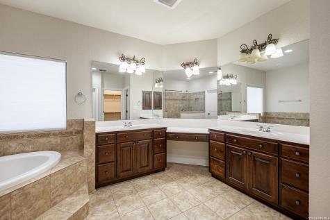 10406 Rinderfarm Court New Braunfels TX 78132